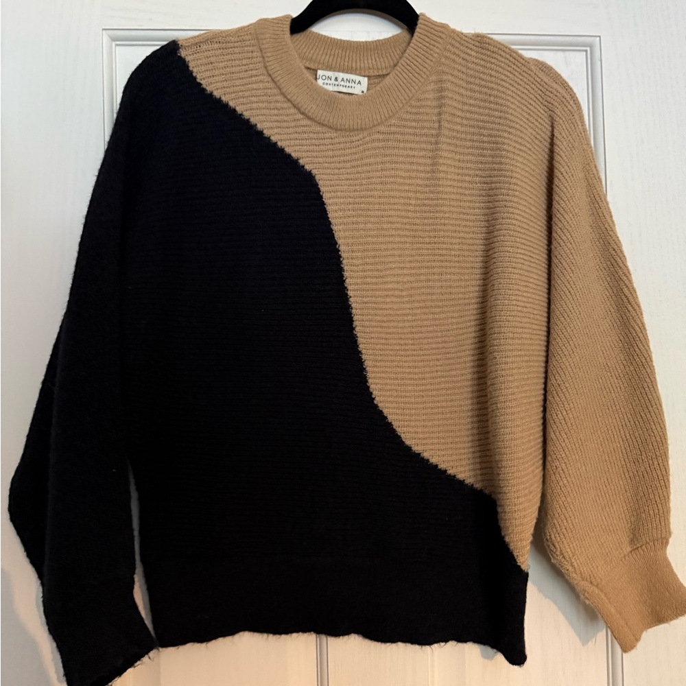 Jon & Anna Black and Tan Knitwear
